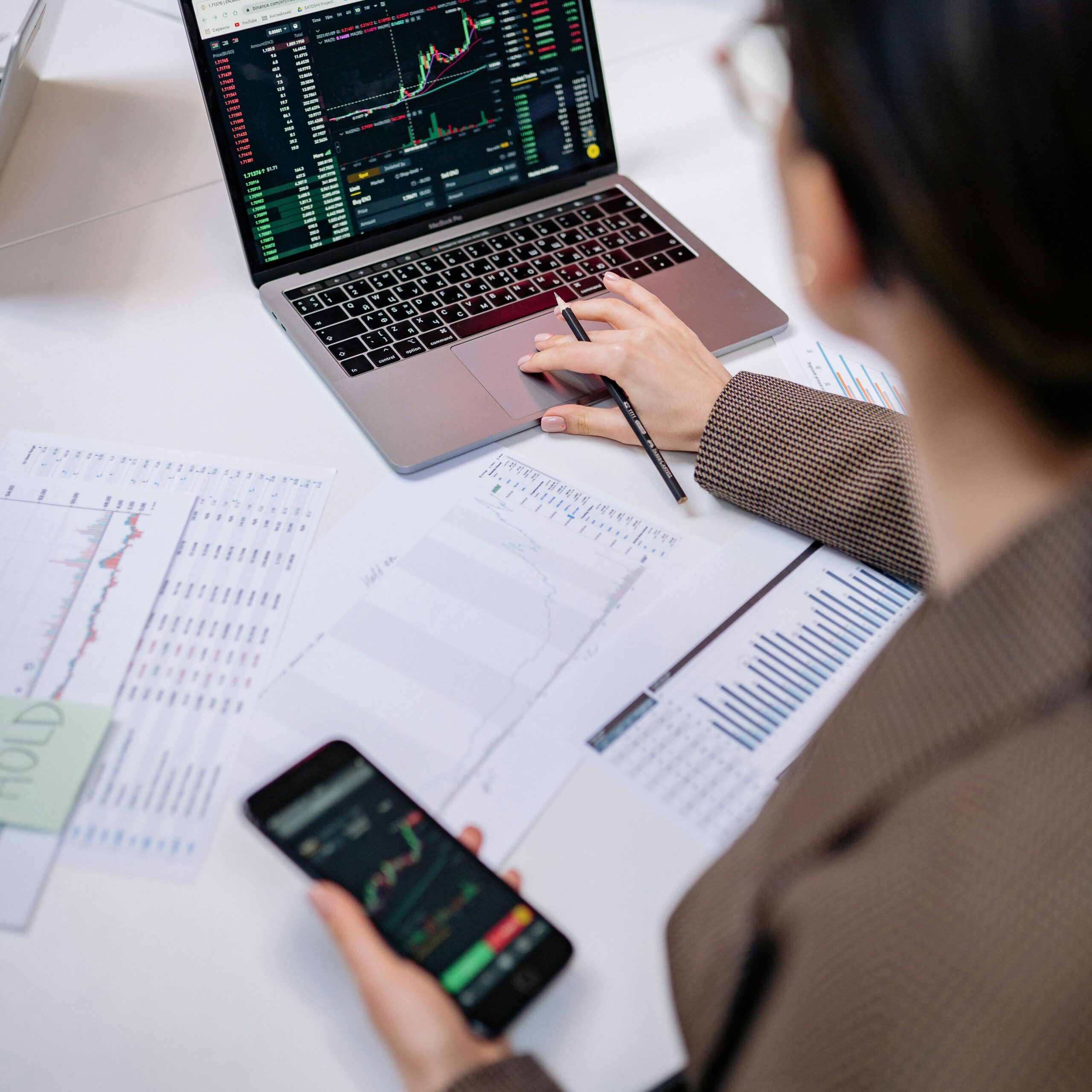 What Are the Best Investments for Beginners? 5 Credible Ways to Grow Your Money